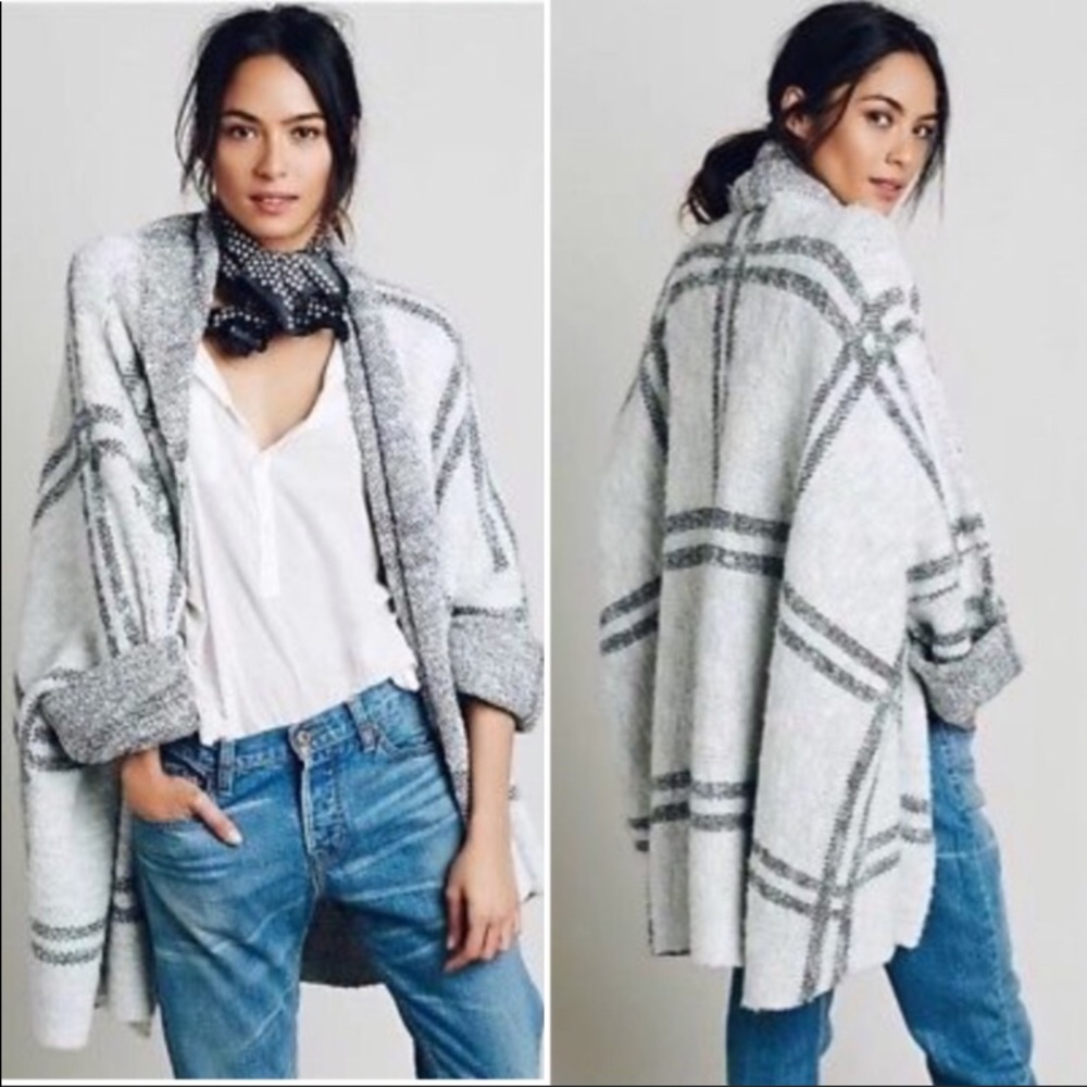 ISO this cardigan in a medium